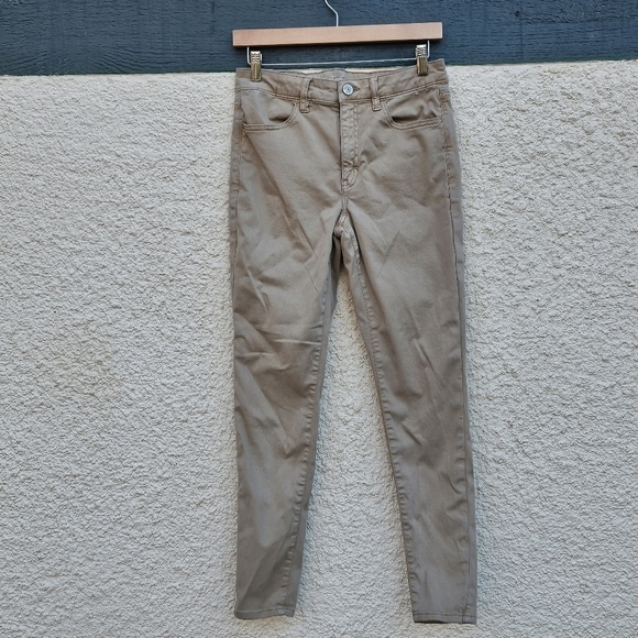 American Eagle Outfitters Denim - American Eagle hi-rise jegging khaki size 8 27.5 in inseam